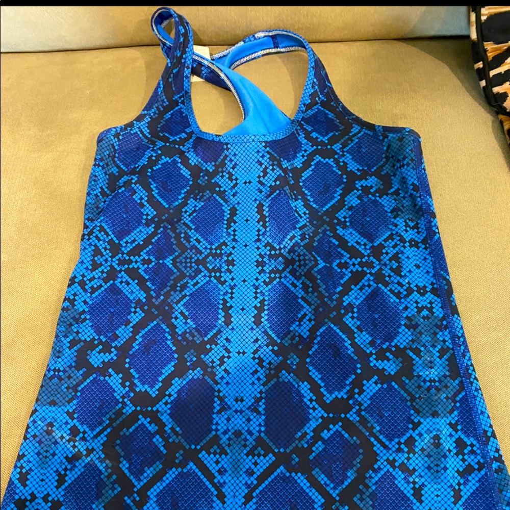 Lululemon tank top